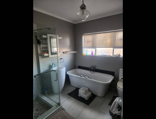 2 BEDROOM DUPLEX RENTED IN VELD EN VLEI